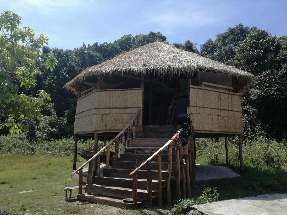 The Last Point Hostel Koh Ta Kiev Exteriör bild